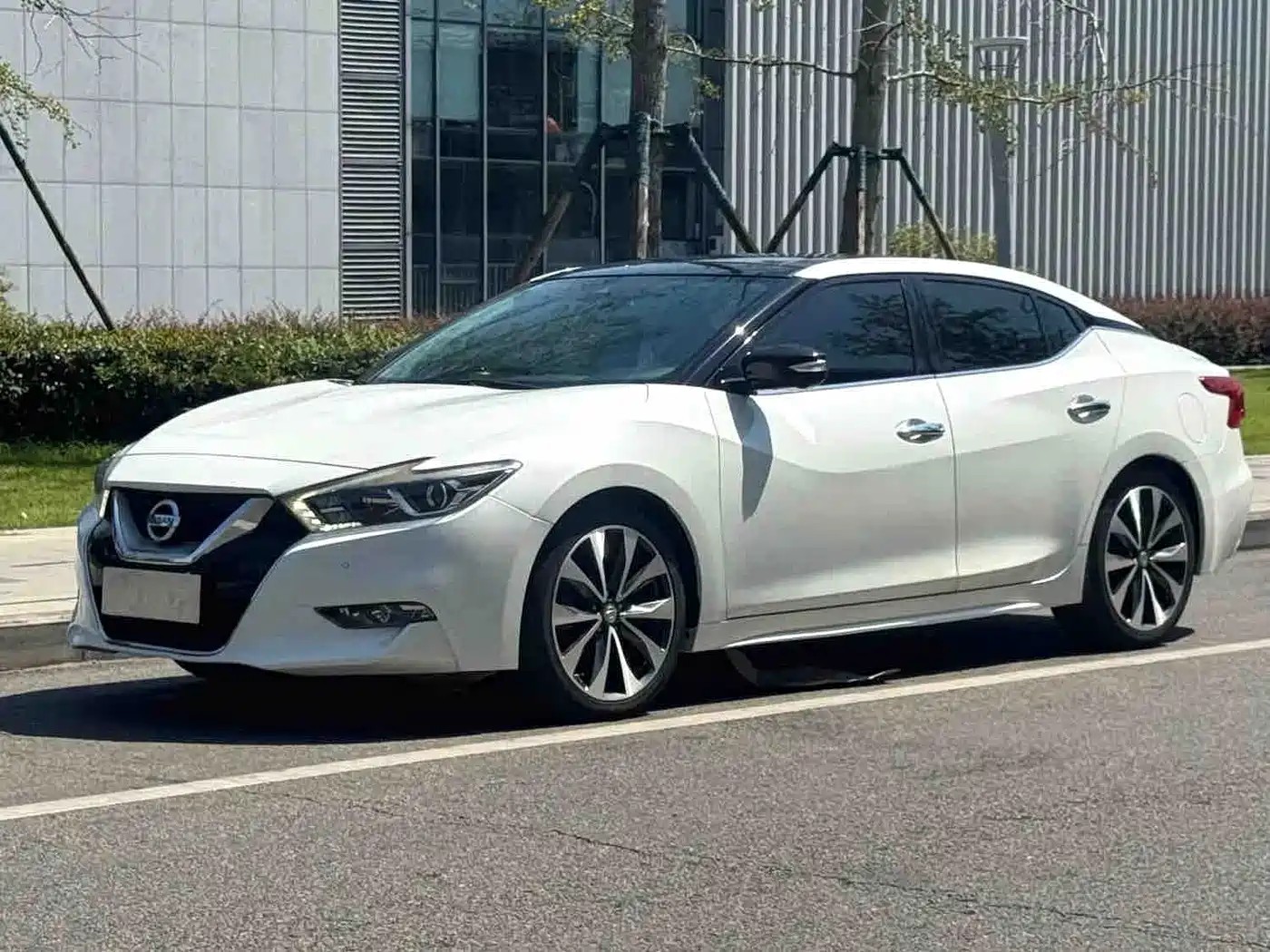 Nissan Cima 2016 2016 2.5L XV Ultimate Edition