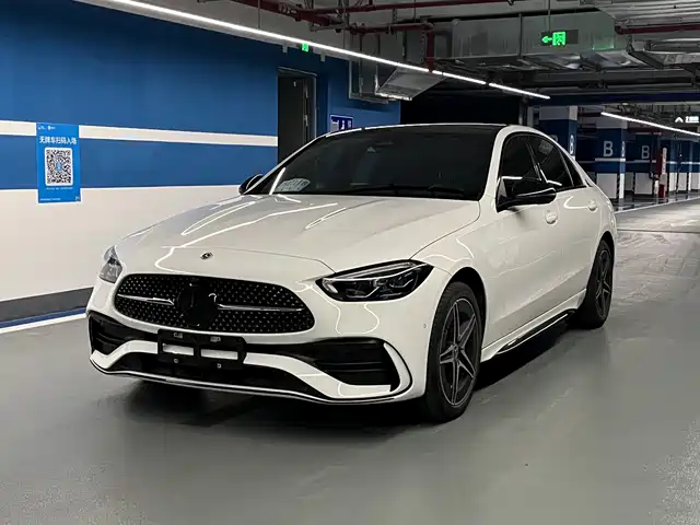 Mercedes-Benz C-Class, 2024