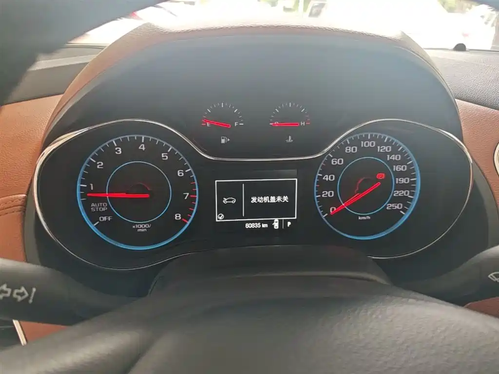 Chevrolet Cruze 2016 1.4T DCG Luxury Edition фото 12
