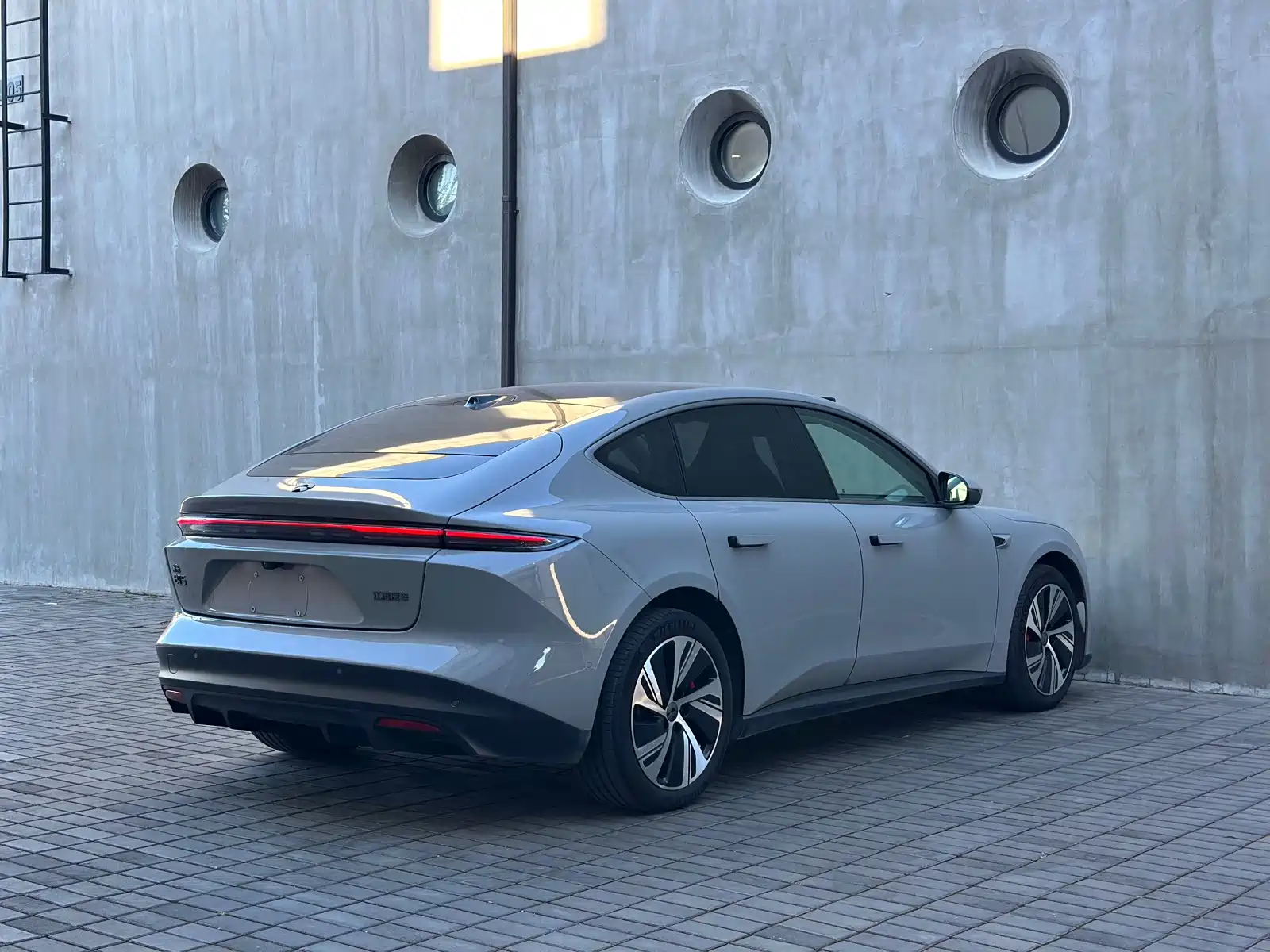 Фото 4 - NIO ET5