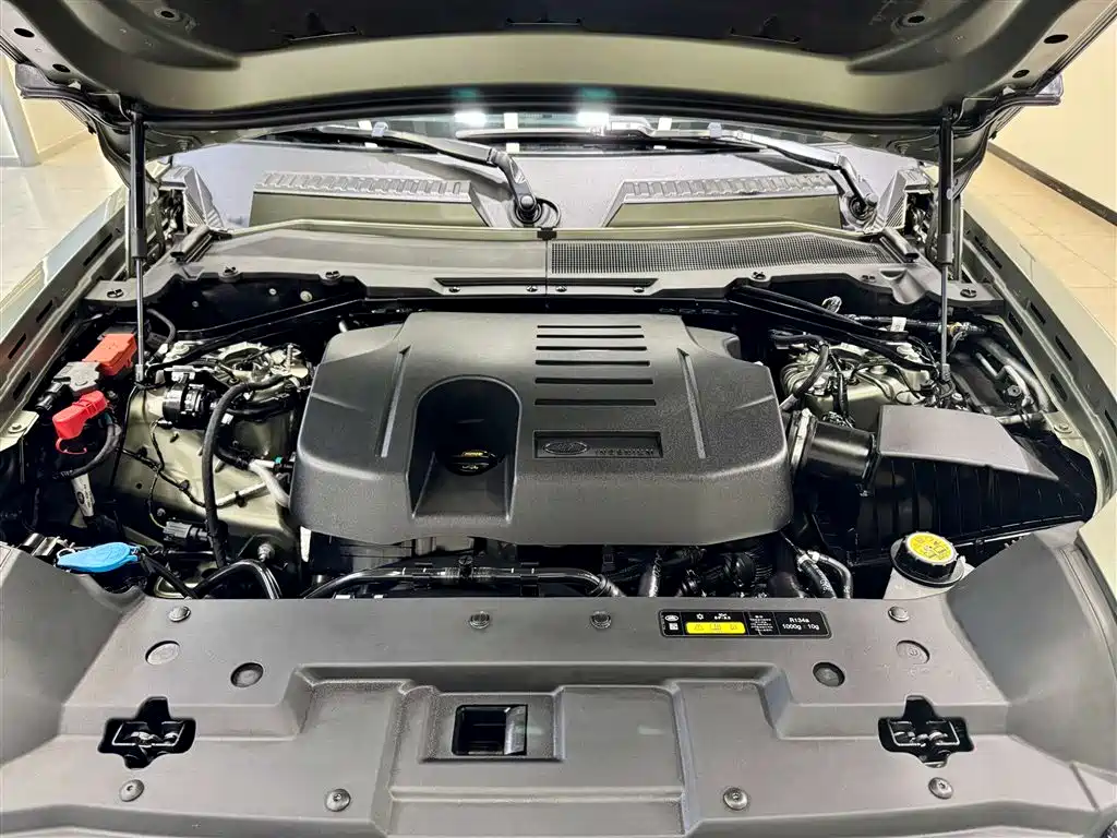 Land Rover Defender 2024 110 3.0T P400 X-DYNAMIC HSE фото 12