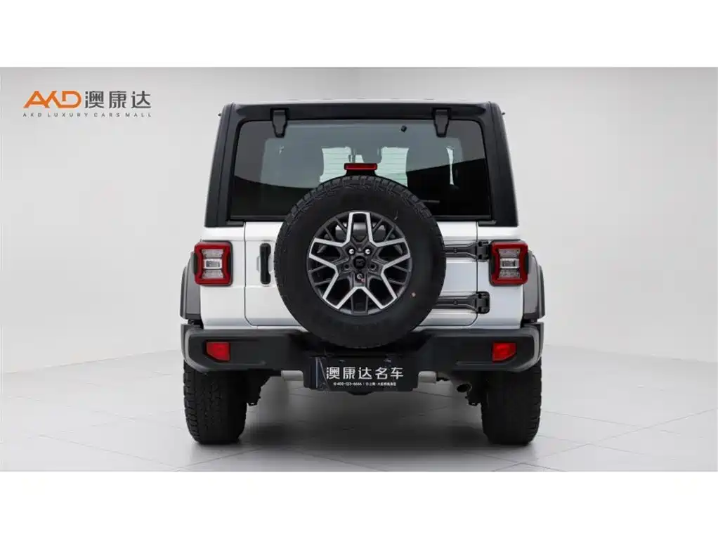 Jeep Wrangler 2023 2024 Model 2.0T Sahara Four-Door Version