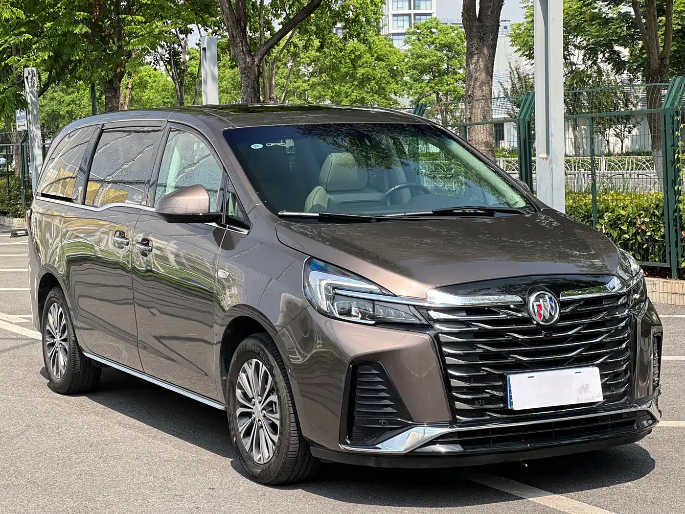 Buick GL8 2022 Land Business Class 652T Luxury фото 3