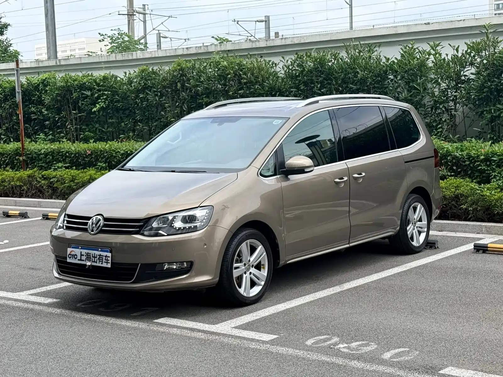 Фото 1 - Volkswagen Sharan