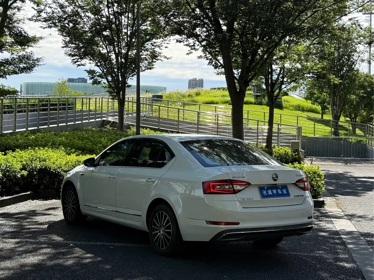 Фото 16 - Škoda Octavia