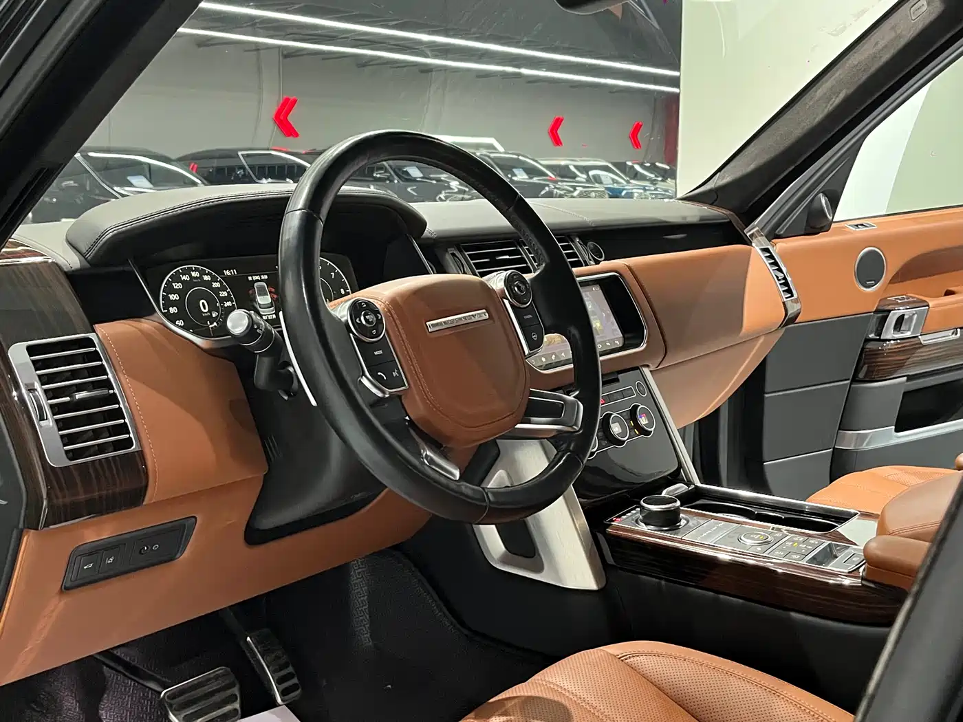 Land Rover Range Rover 2017 3.0 SC V6 AB Ultimate Autobiography LWB фото 9