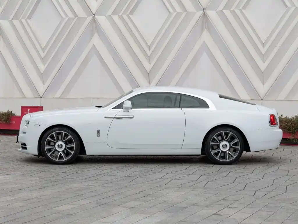 Фото 7 - Rolls-Royce Wraith
