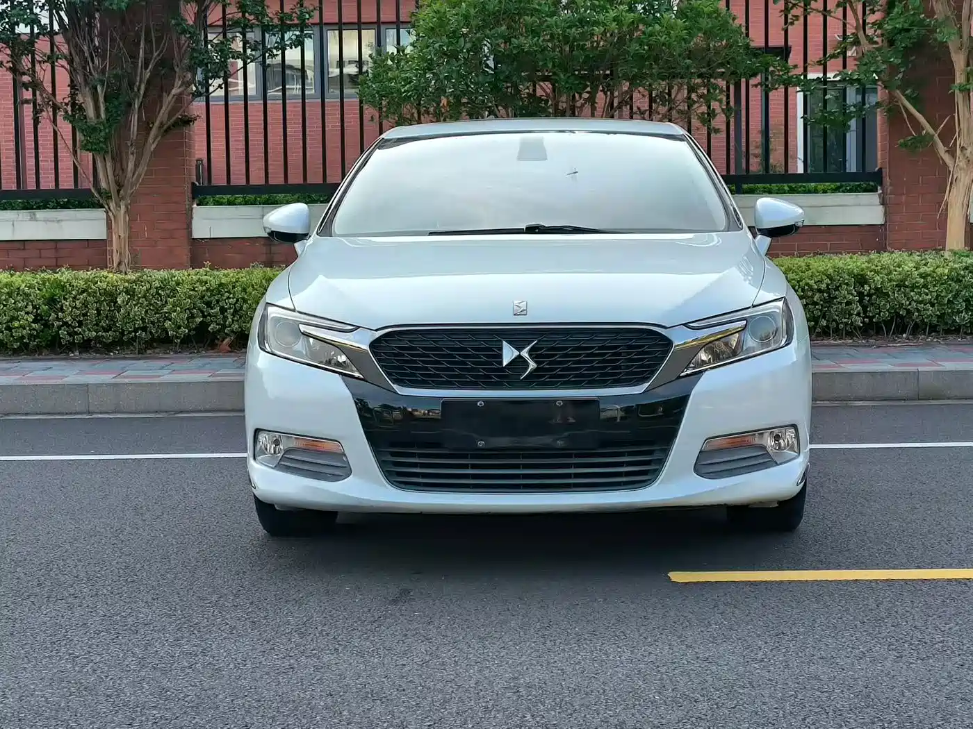 DS 5LS 2014 2014 1.6T Elegance THP160