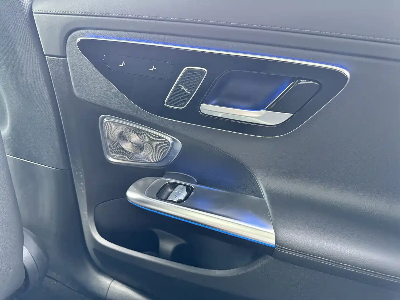 Mercedes-Benz C-Class 2024 Facelift C 260 L Sport фото 16