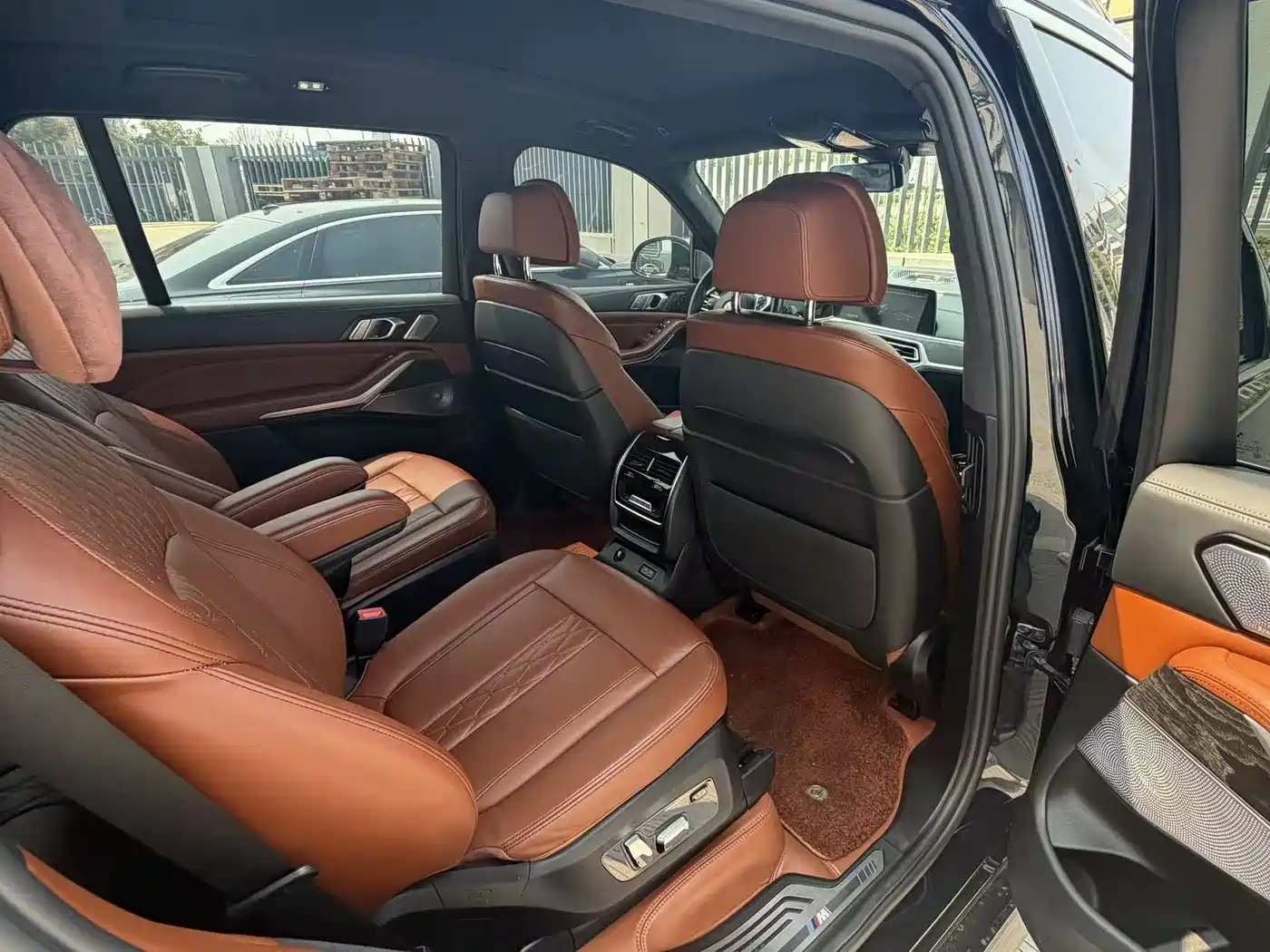 BMW X7 2021 xDrive40i Premium M Sport Package фото 6