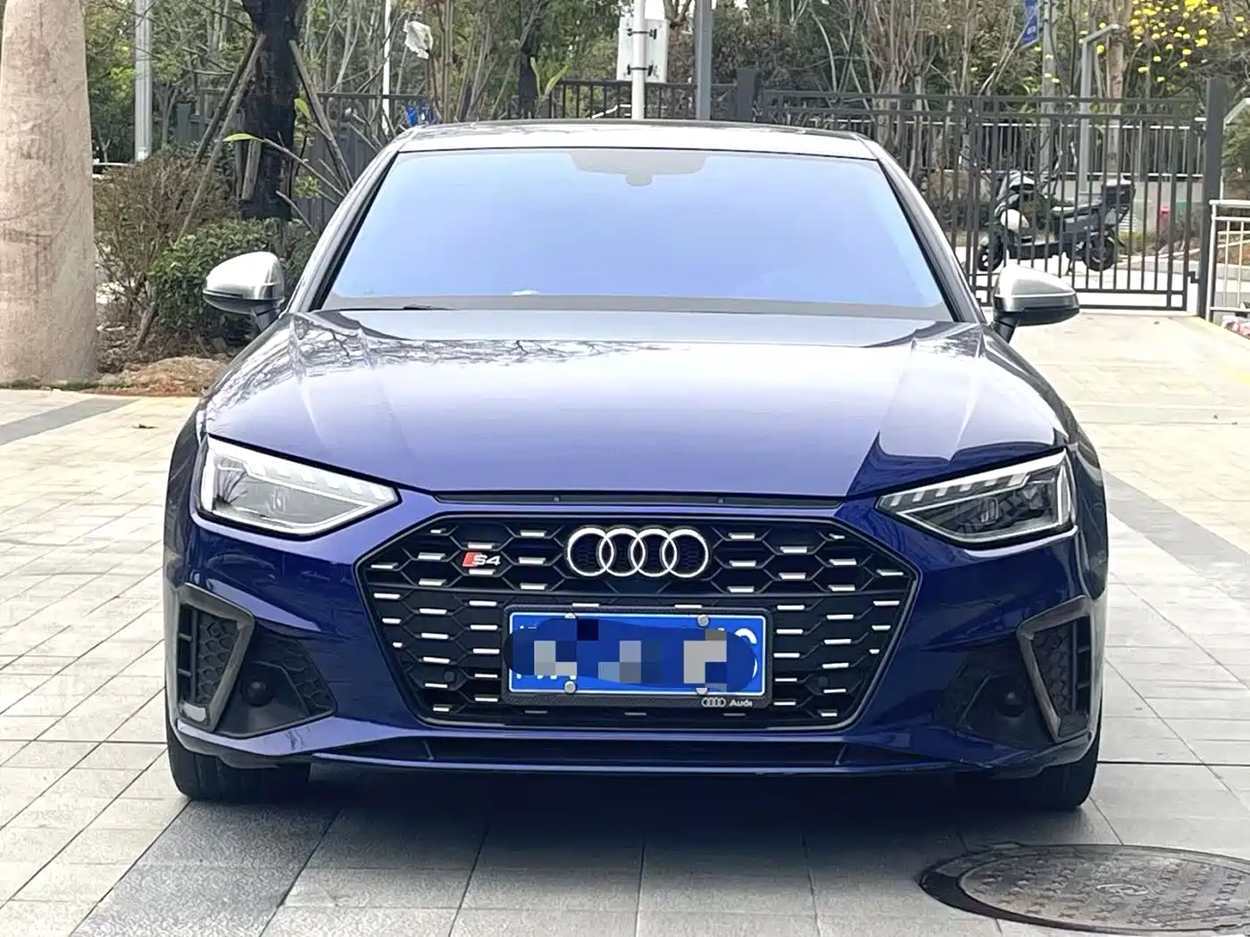Audi A4L 2020 40 TFSI Fashion Dynamic Edition фото 2