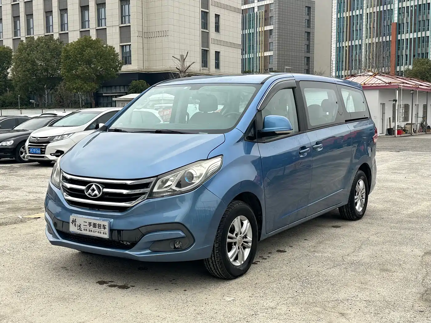 SAIC Maxus Maxus G10 2016 2.4L Manual Elite