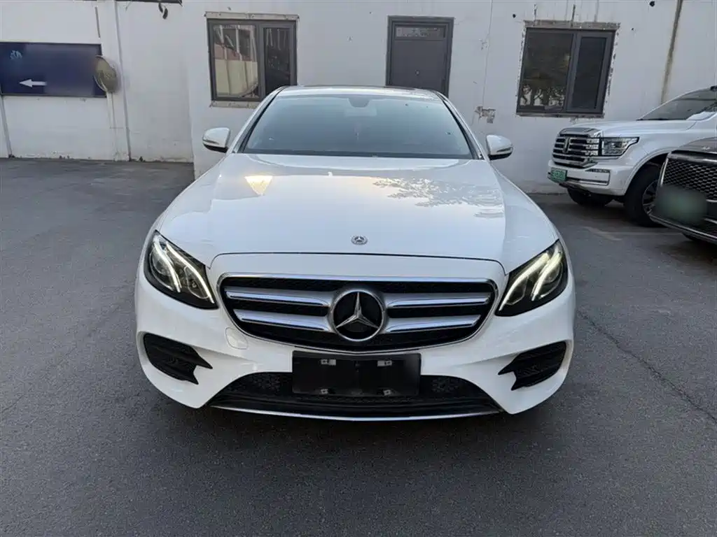 Mercedes-Benz E-Class 2018 E 200 L Sport фото 4