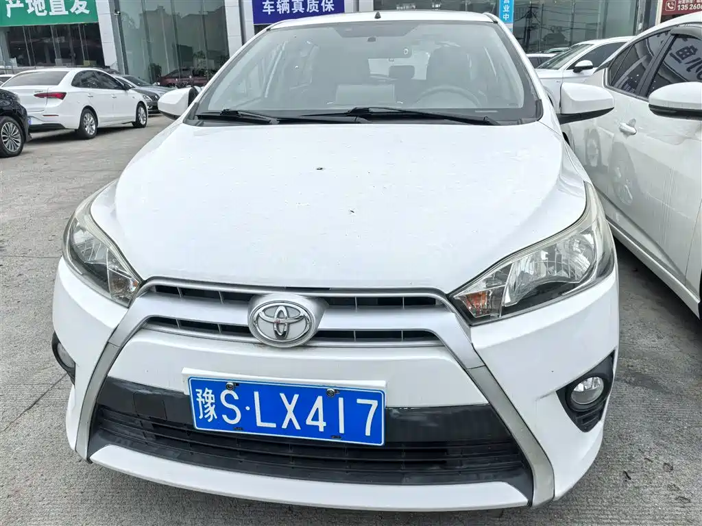 Toyota YARiS L Zhi Xuan 2015 1.5G Auto Sunroof Special Edition фото 12