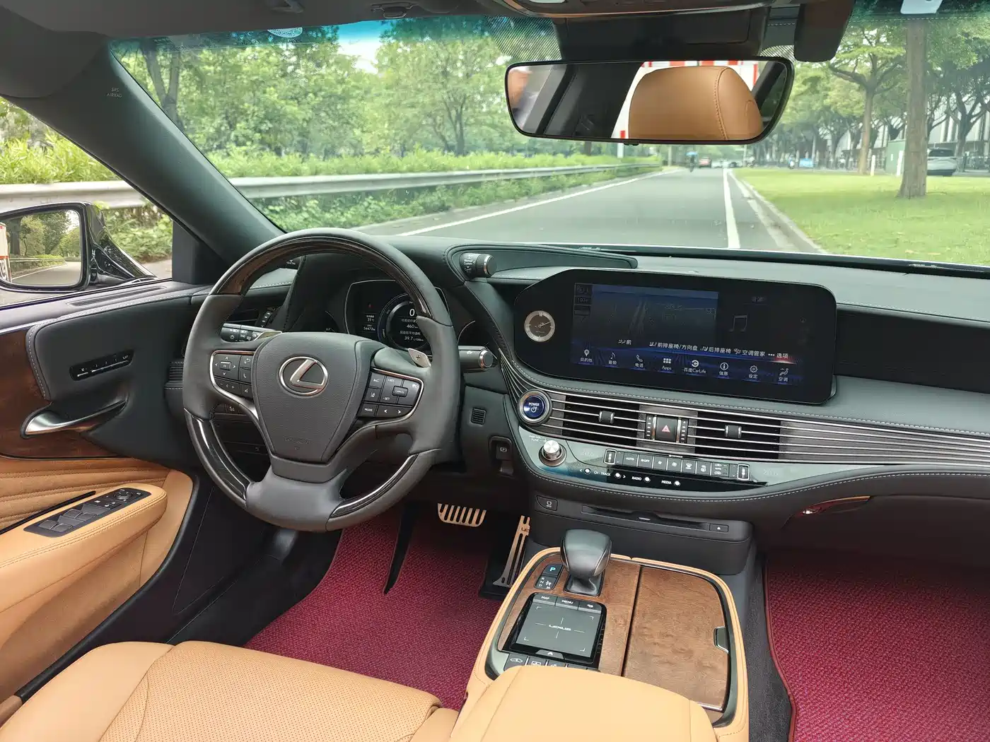 Lexus LS 2021 500h Excellence Edition фото 9