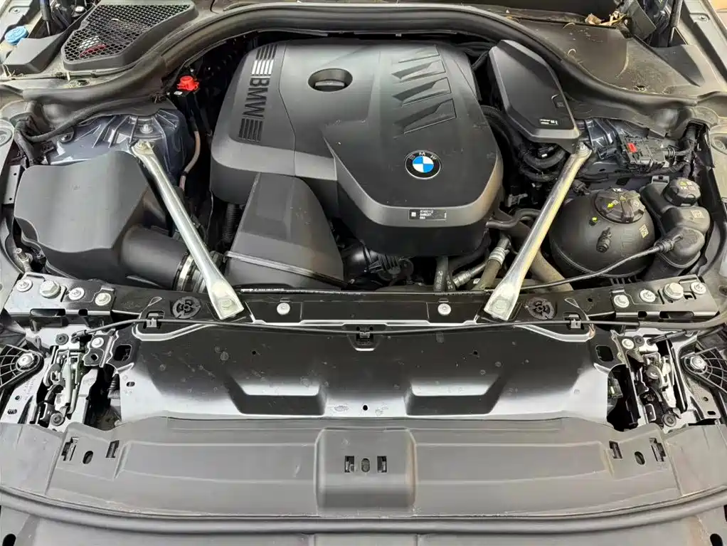 BMW 5 Series 2024 530Li Premium M Sport Package фото 17
