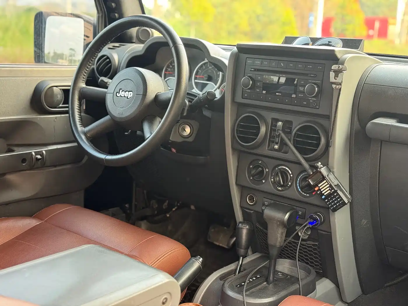 Photo 13 - Jeep Wrangler