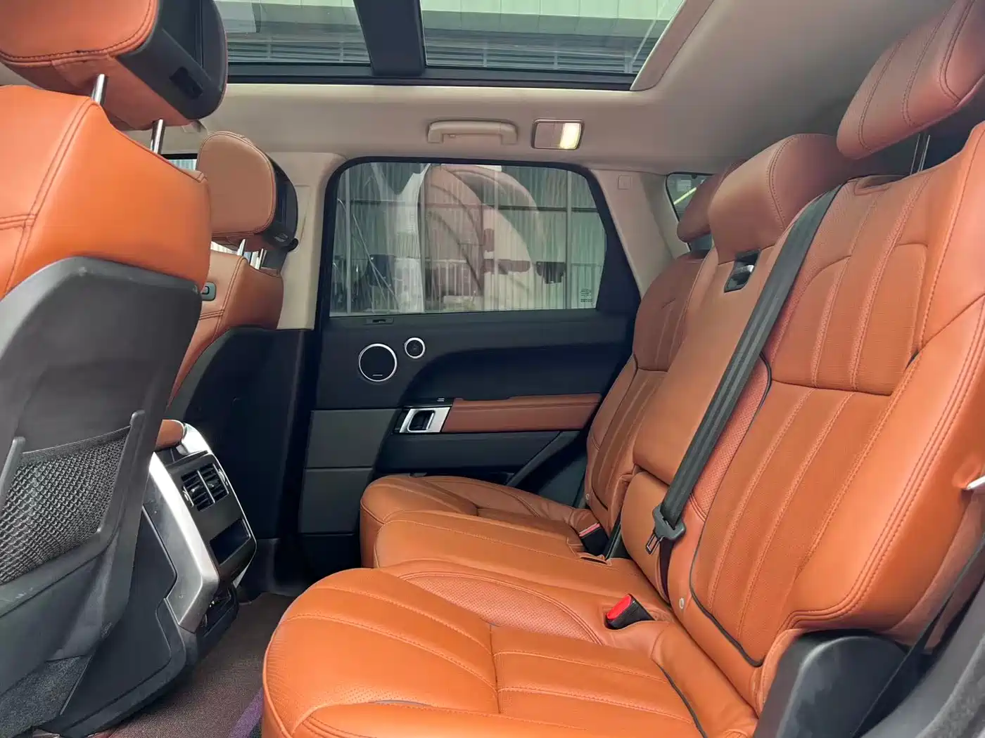 Land Rover Range Rover Sport 2016 Model 3.0 SDV6 HSE DYNAMIC фото 6
