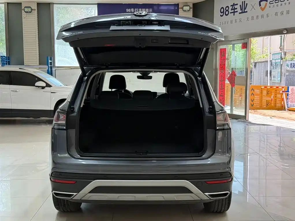 Volkswagen Tayron 2023 280TSI 2WD Luxury Plus Advanced Edition фото 23