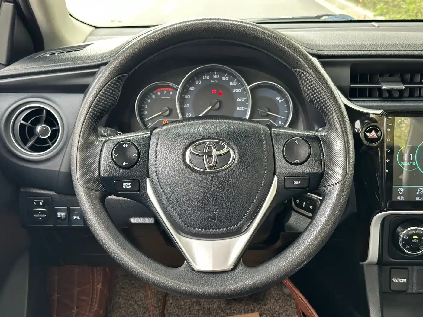 Toyota Levin 2017 Facelift 185T CVT Elite (China V) фото 29