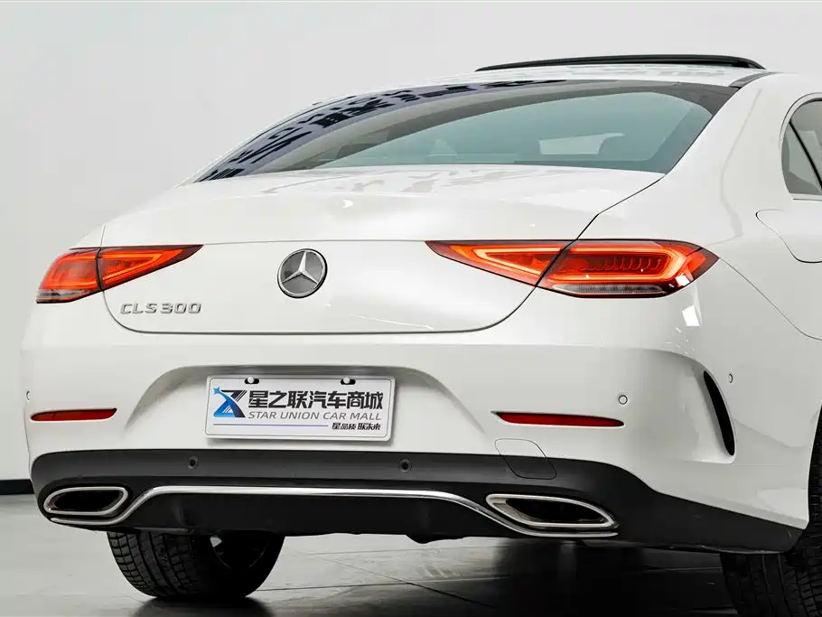 MERCEDES-BENZ CLS