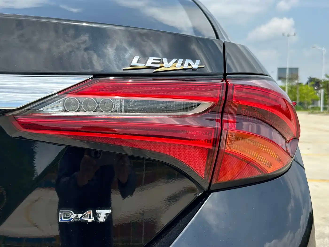 Toyota Levin 2017 Facelift 185T CVT Elite (China V) фото 9