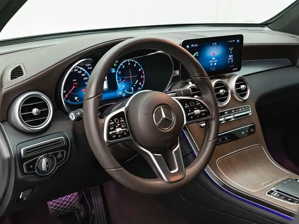 Mercedes-Benz GLC 2022 Facelift GLC 300 L 4MATIC Dynamic Collector's Edition фото 21