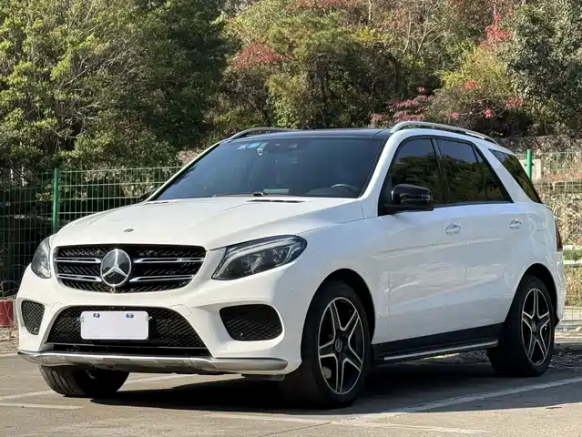MERCEDES-BENZ GLE AMG