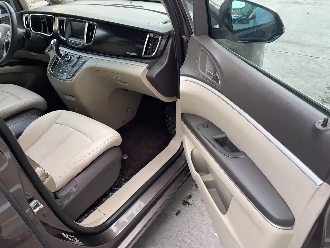 Buick GL8 2013 3.0L GT Luxury Business Elegance Edition фото 20