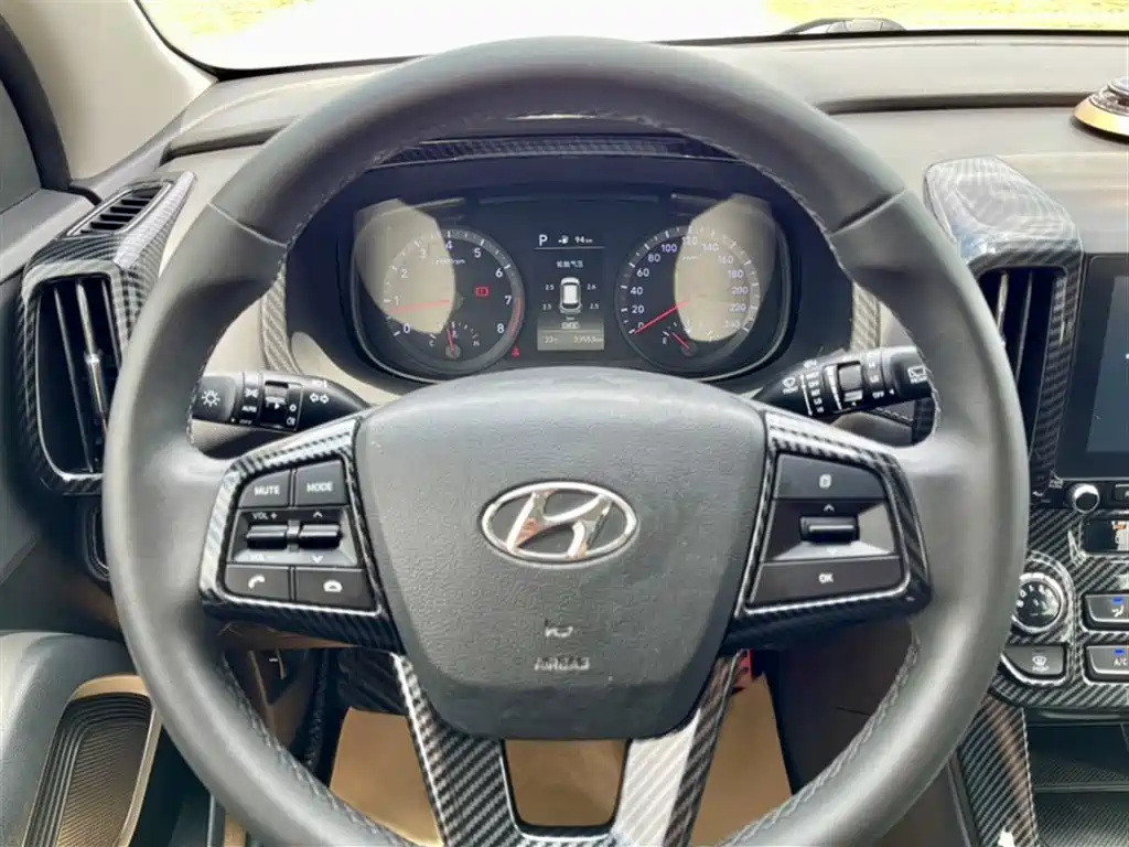 Hyundai Beijing Hyundai ix35 2020 2.0L Automatic 2WD Zhiyong·Changxiang Edition фото 10