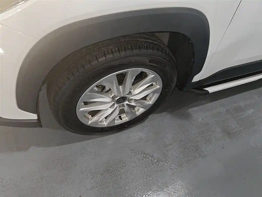 Toyota Corolla Cross 2023 2.0L Elite Edition фото 24