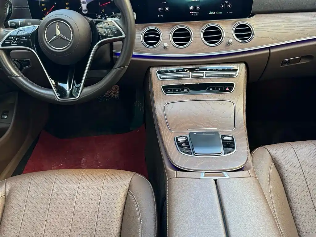 Mercedes-Benz E-Class 2021 E 300 L Fashion фото 11