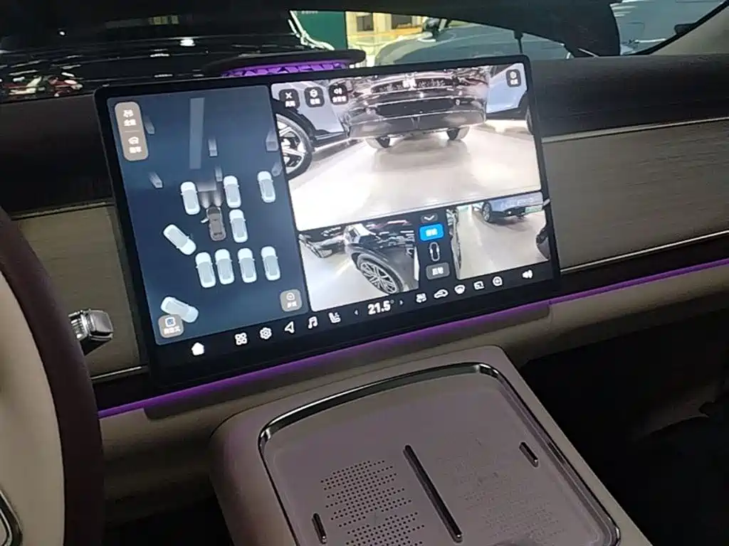 Voyah Auto Voyah Zhiyin 2025 Base фото 13