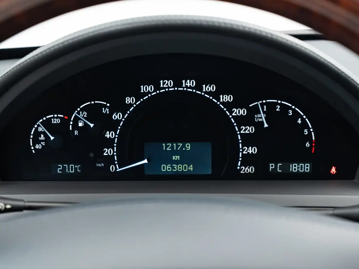 Maybach Maybach 2009 2005 Model 5.5T 57