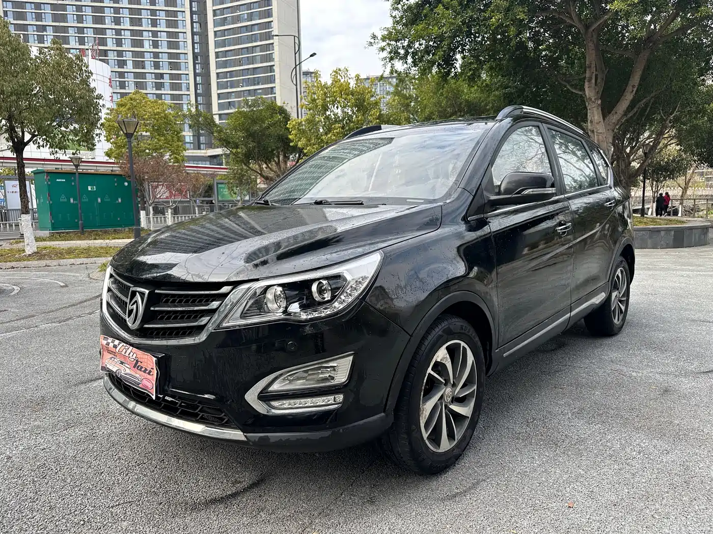 Baojun 560 2016 2015 1.8L Manual Luxury