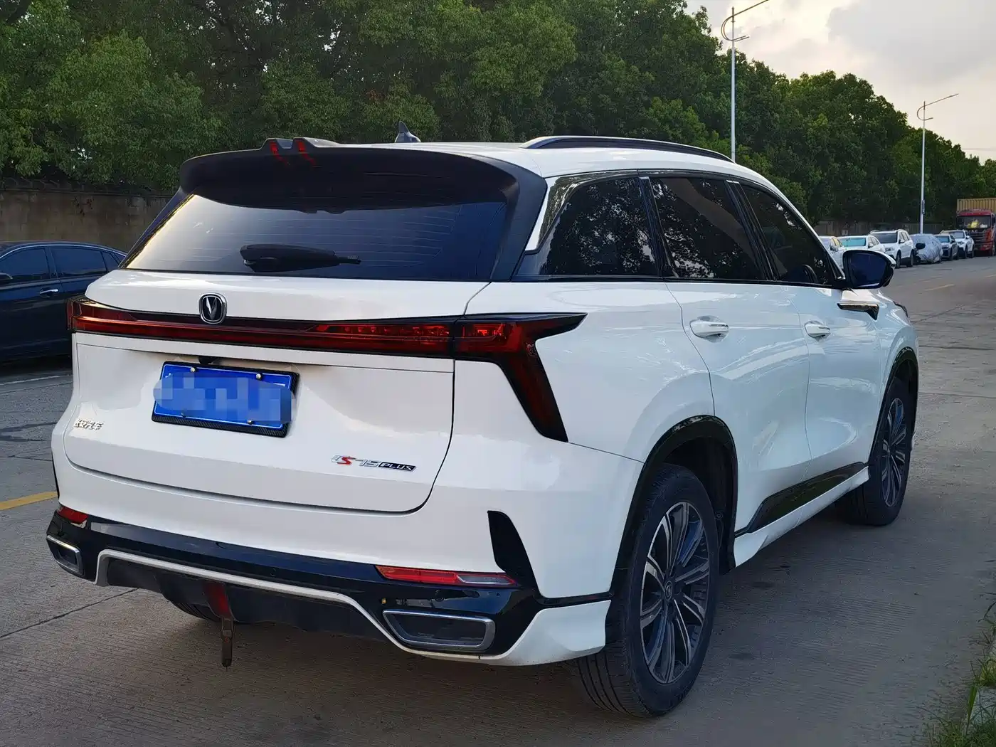 Фото 13 - Changan CS75 PLUS