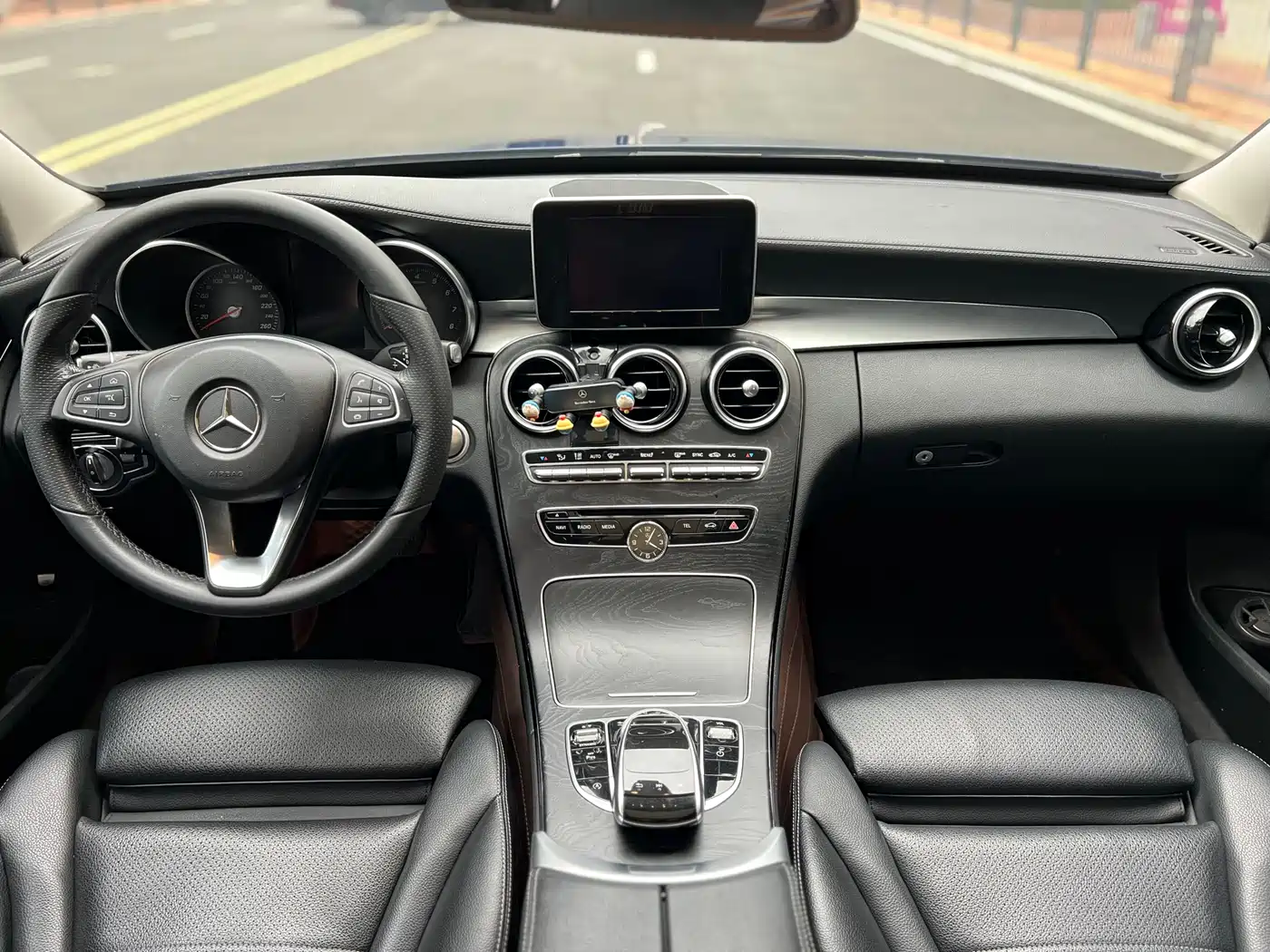 Mercedes-Benz C-Class 2018 C 200 L Sport Edition фото 10