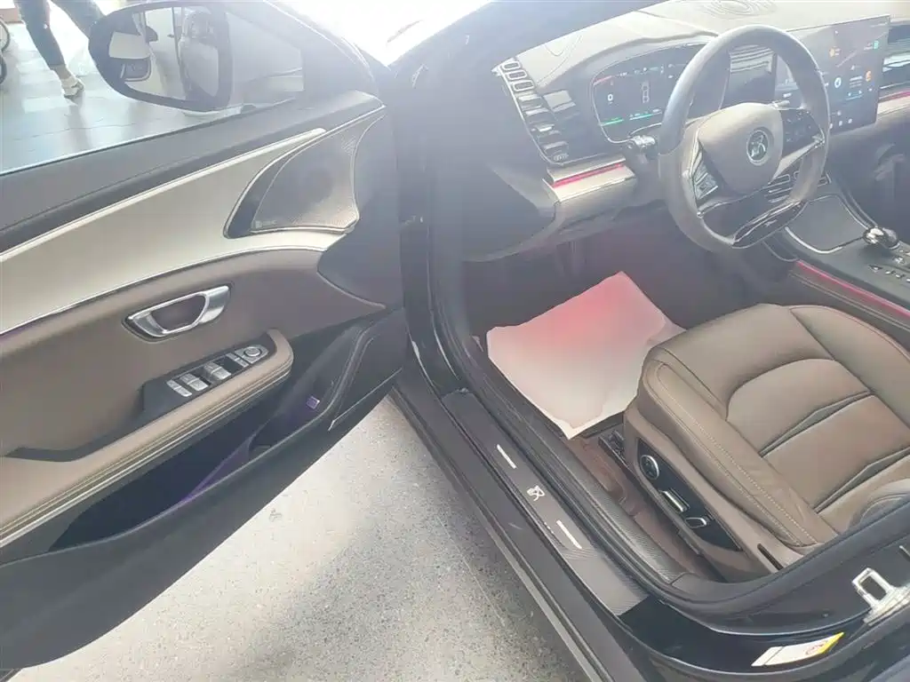 BYD Han 2020 EV Extended Range Luxury фото 16