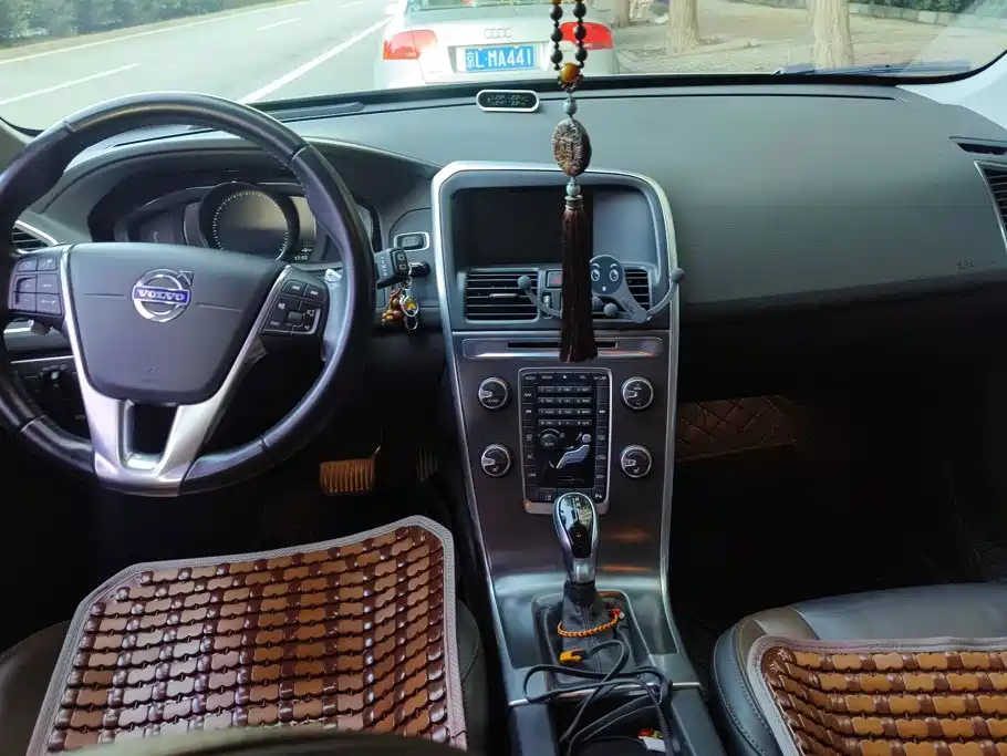 Volvo XC60 (Import) 2014 2014 Facelift T5 Elegance