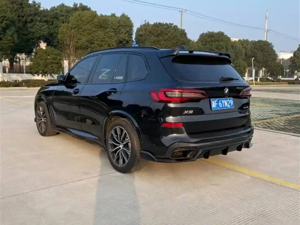 BMW X5 (Import) 2021 xDrive40i M Sport Package фото 7