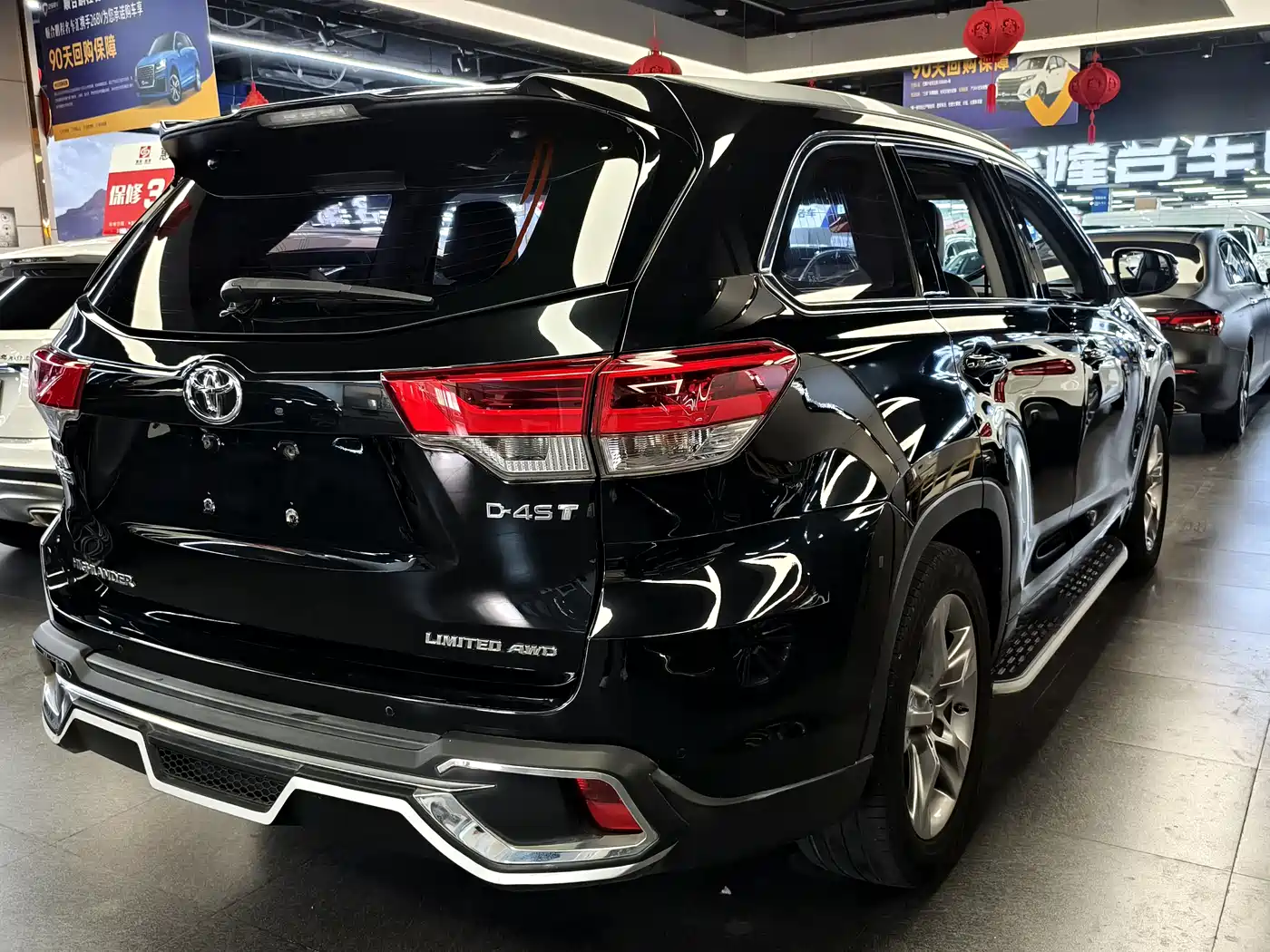 Toyota Highlander 2018 2.0T 4WD Ultimate 7-seater (China V) фото 4