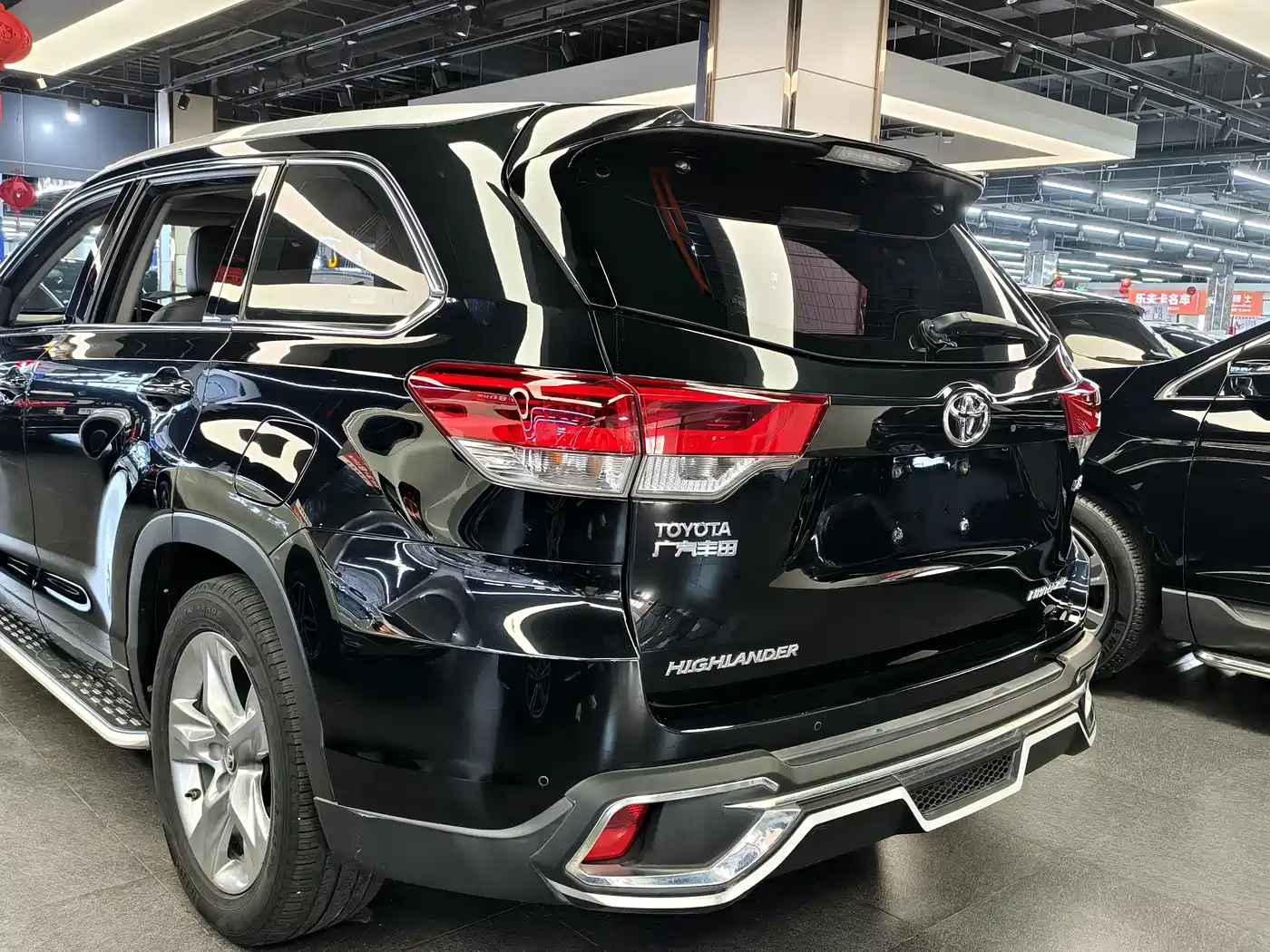 Toyota Highlander 2018 2.0T 4WD Ultimate 7-seater (China V) фото 6