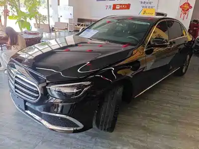 Mercedes-Benz E