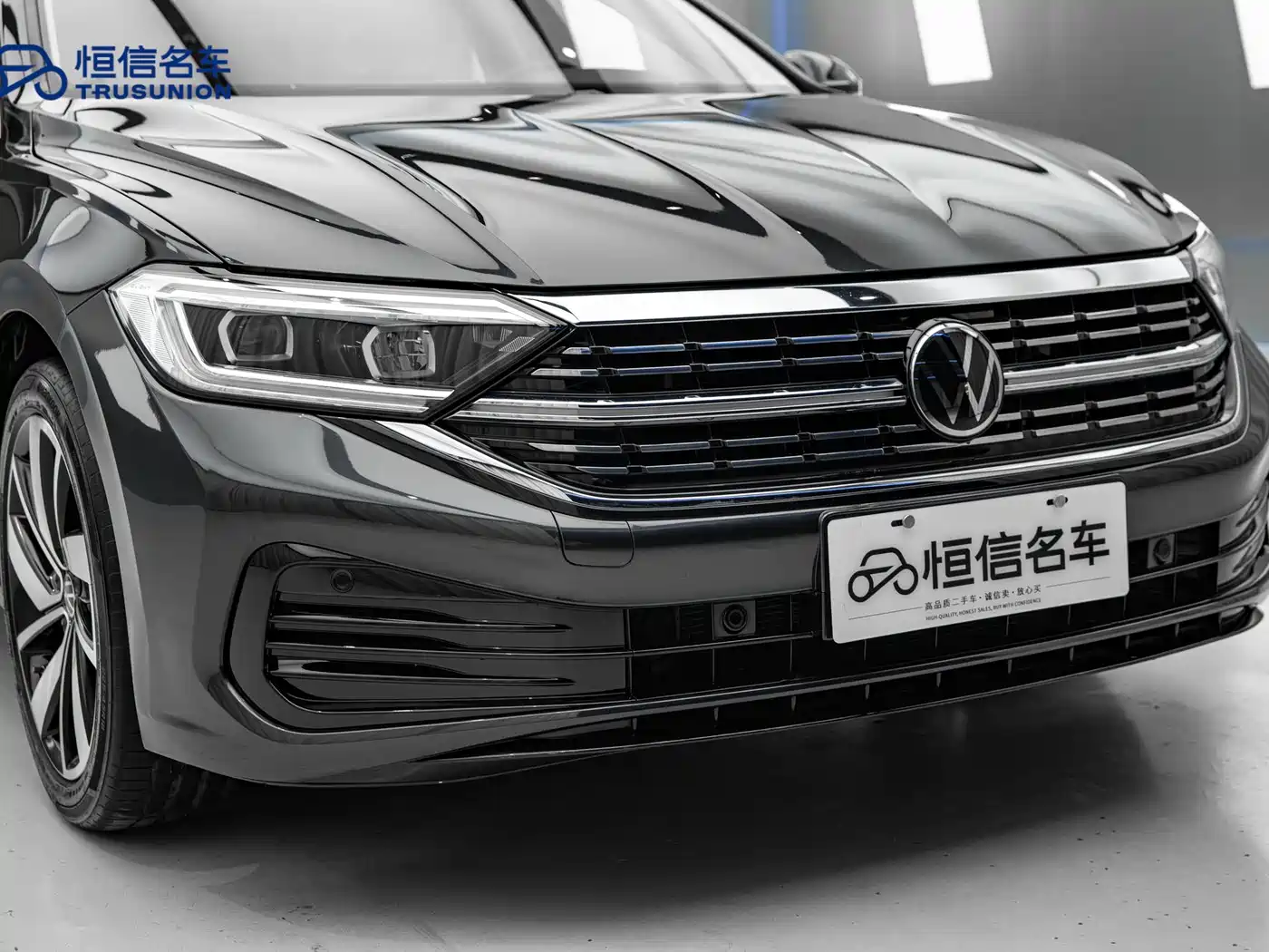 Volkswagen Sagitar 2023 300TSI DSG Excellence Edition фото 8