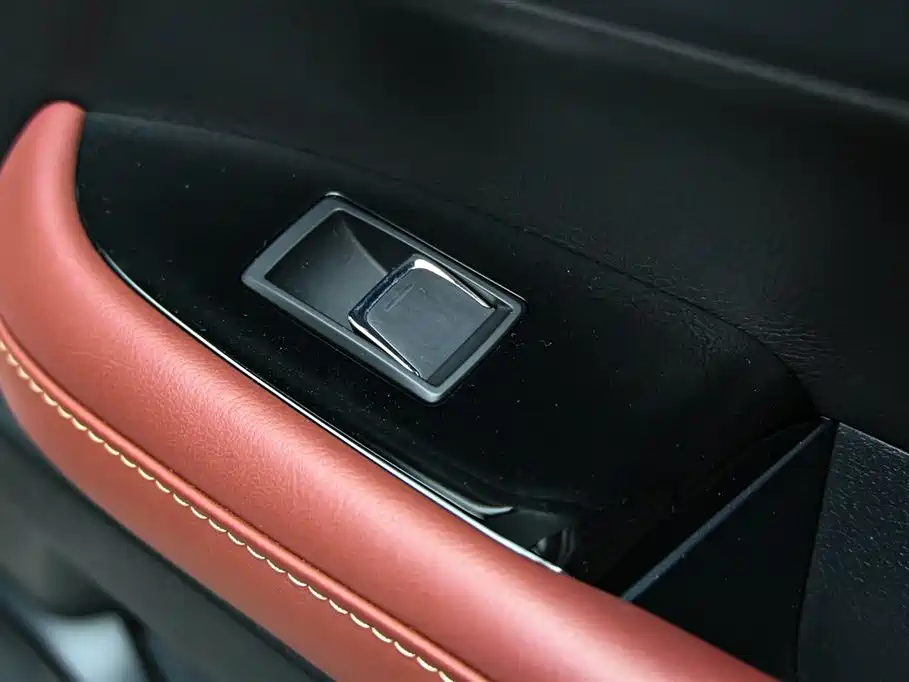 Lexus LX 2017 570 Prestige Luxury фото 26
