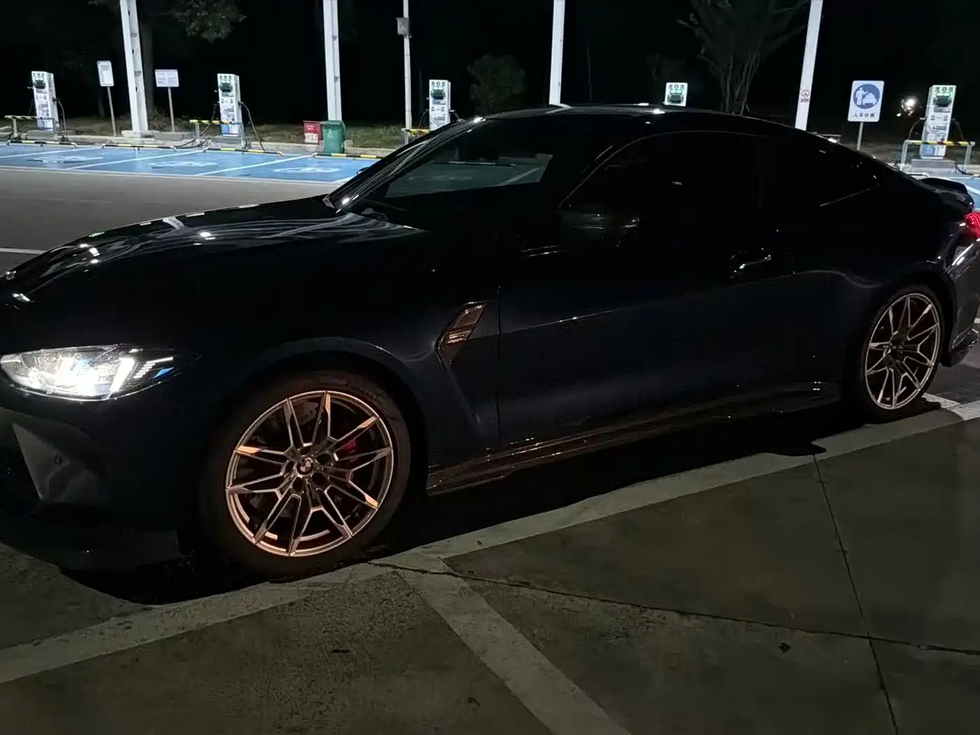 Photo 6 - BMW M4