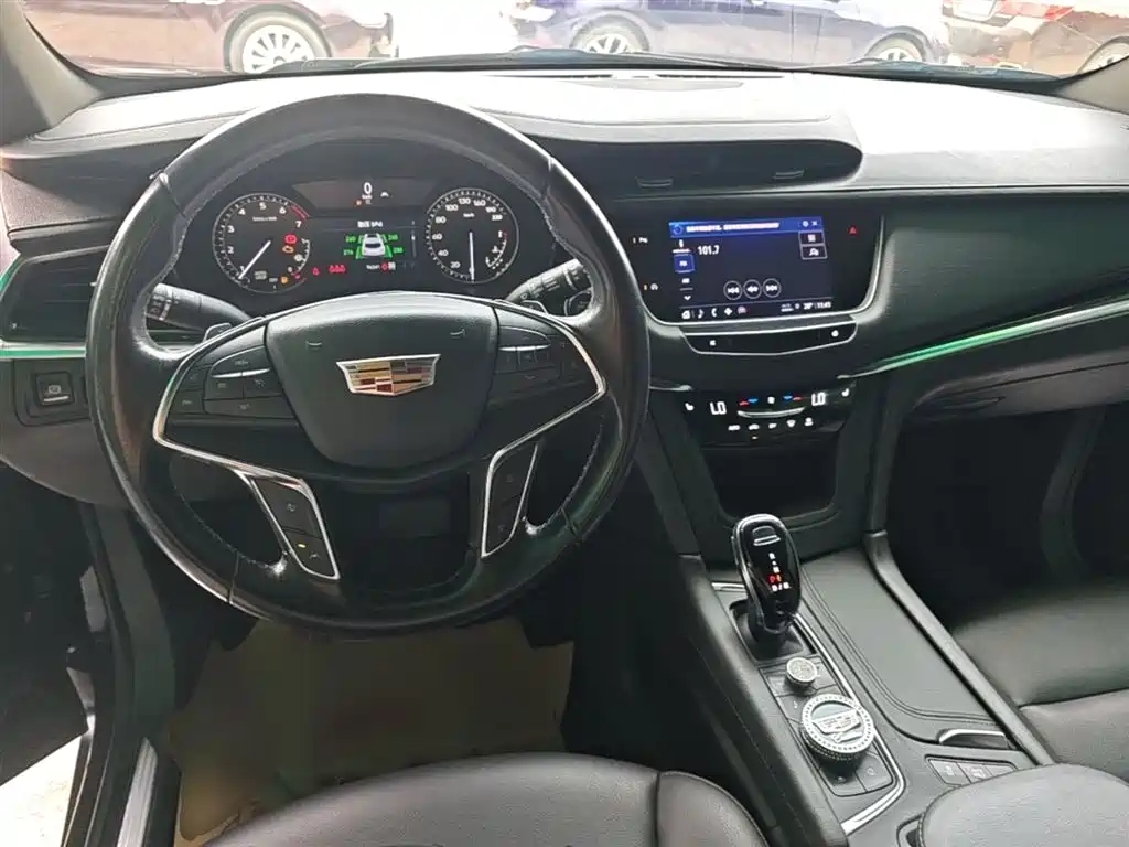 Cadillac XT5 2022 2.0T 4WD Luxury фото 6