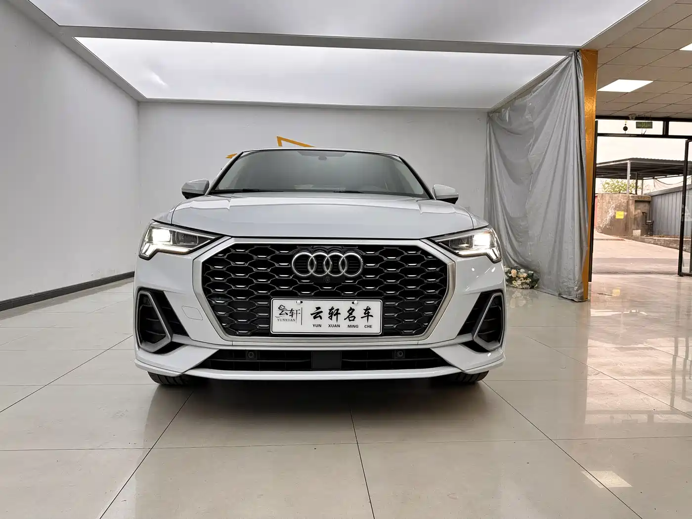 Audi Q3 Sportback 2020 40 TFSI Fashion фото 2