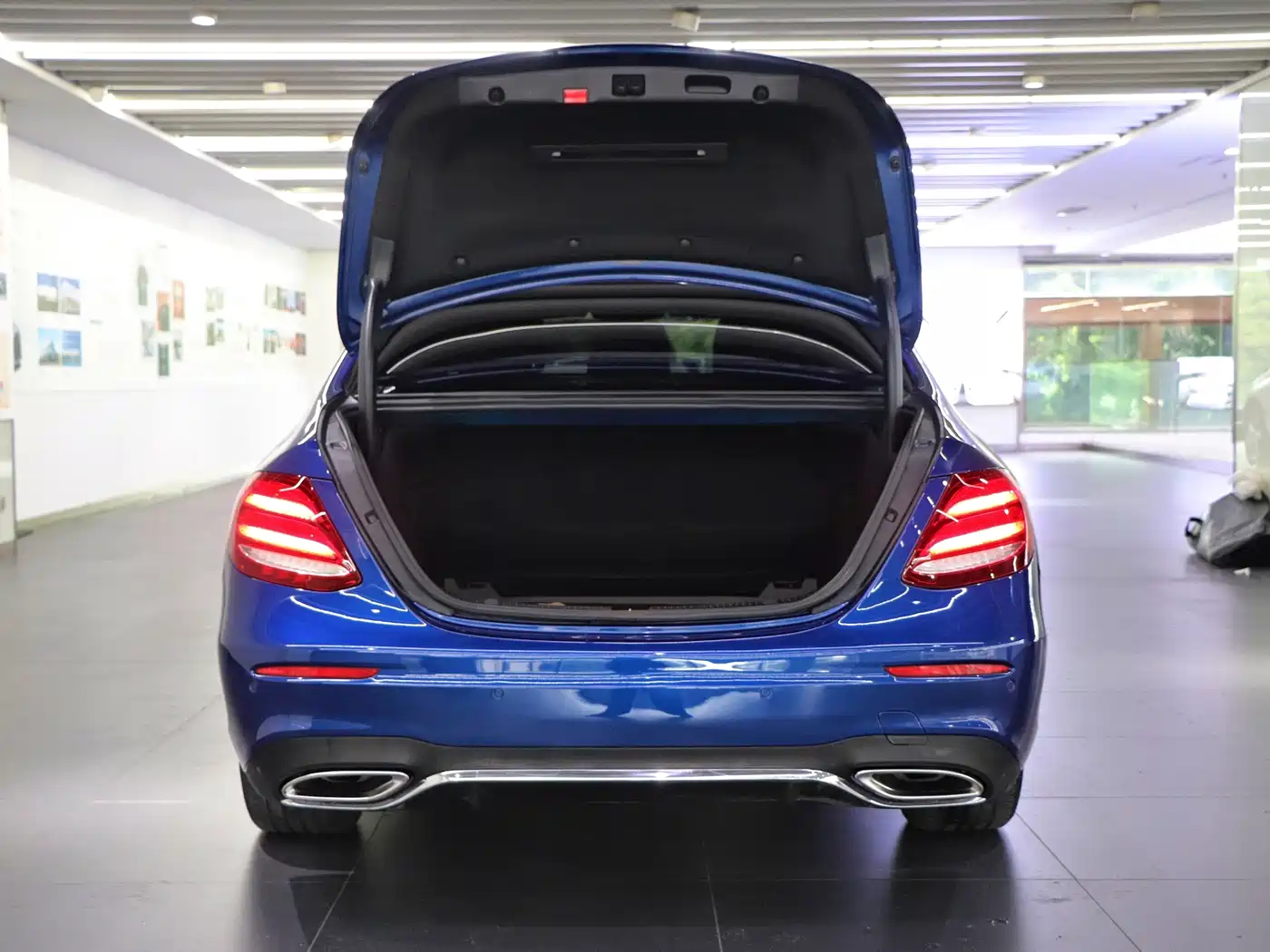 Mercedes-Benz E-Class 2020 Model E 260 L Sport фото 27