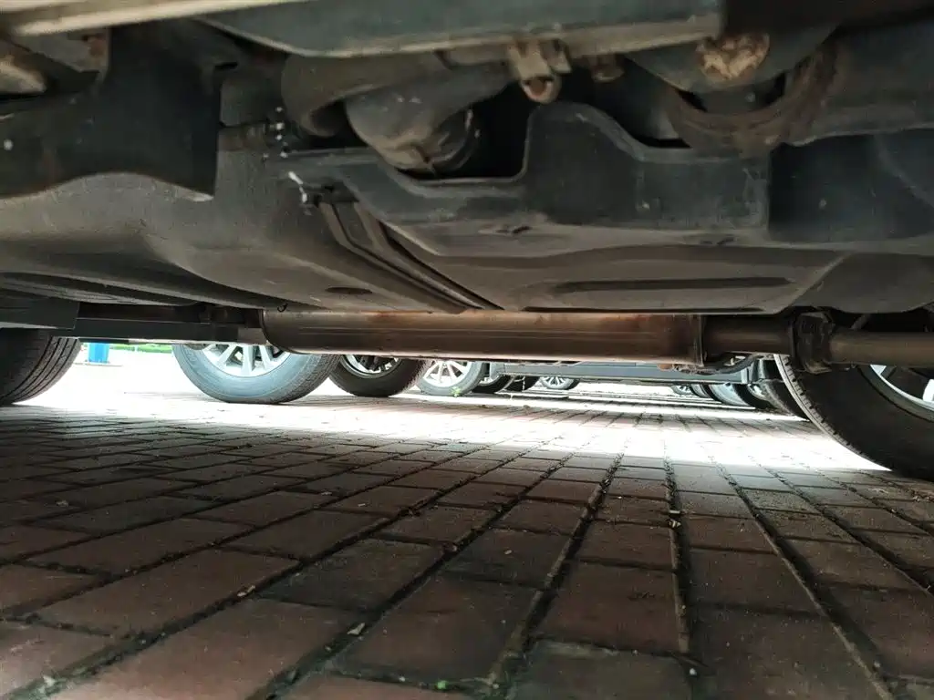 Toyota RAV4 Rongfang 2015 2.0L CVT 2WD Trend Edition фото 18